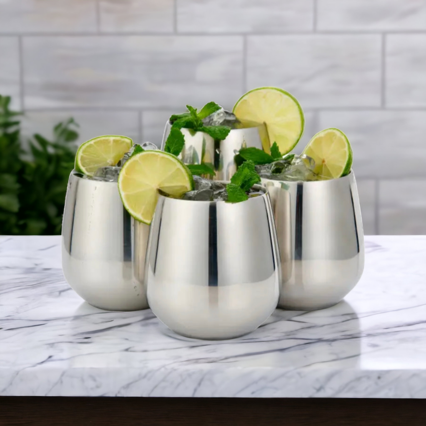 Set of 4 Stainless Steel Tumblers Set w/Straws